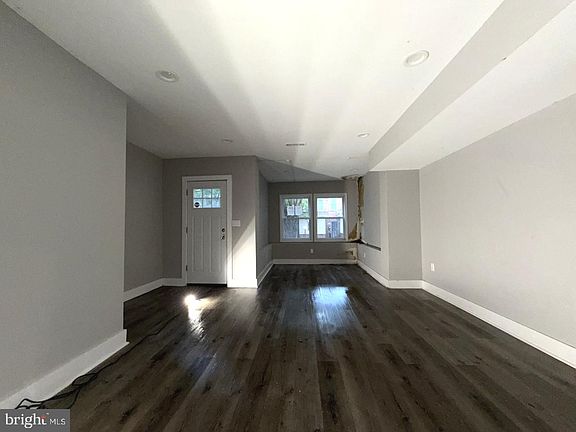 2nd image of 2616 Garrett Ave