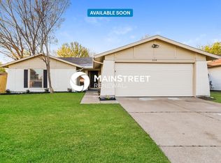 514 Stroud Ln, Garland, TX 75043