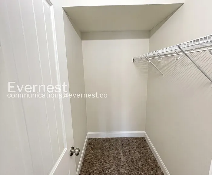 1000 Henry Place Blvd #204 — Photo 18