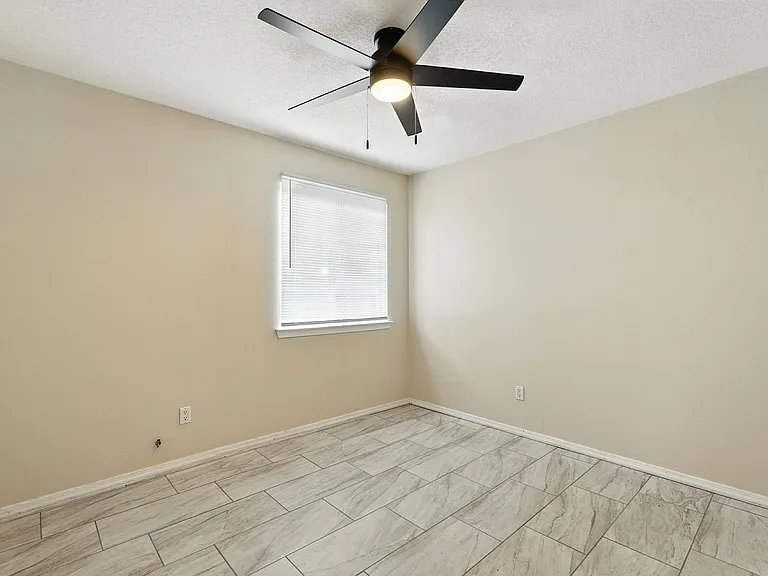 6505 Evesham Rd NW — Photo 20
