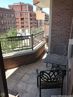 Rented by Realty 2000 Corp | media 24