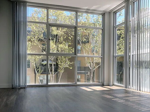 33 South Third — Photo 20