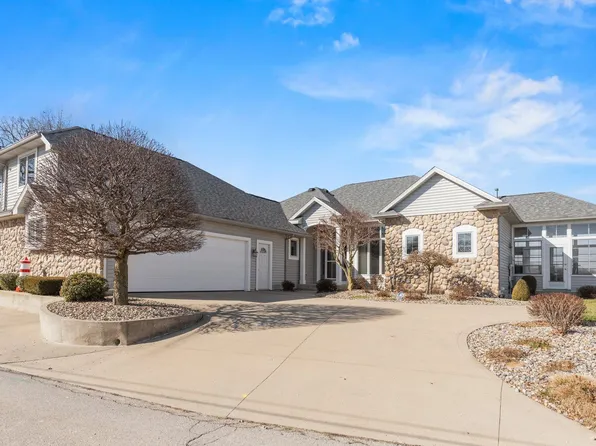 735 Lane 221b Hamilton Lk, Hamilton, IN 46742