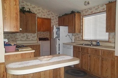 2nd image of 2960 Silver Creek Rd Lot 104