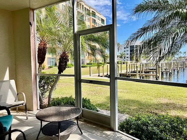 2060 Matecumbe Key Rd #2102 — Photo 8