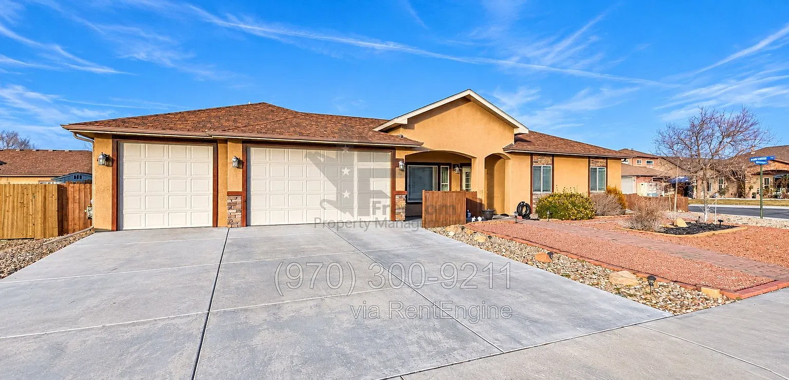 4 bed, 2.0 bath, 1698 sqft, $2,280 — Photo 1