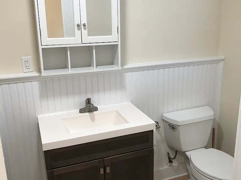 77 Main St #14 — Photo 7