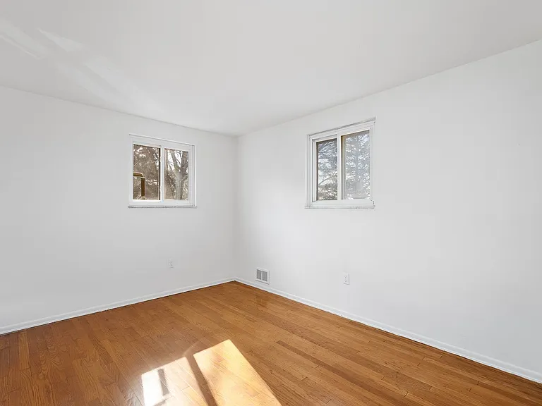 743 Elm Dr — Photo 26