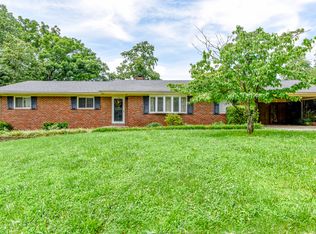 1141 View Dr, Maryville, TN 37801