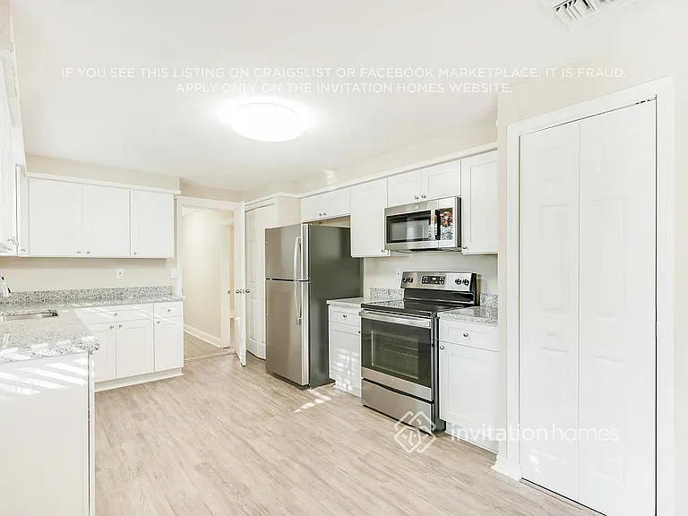 8033 Banister Ln — Photo 8