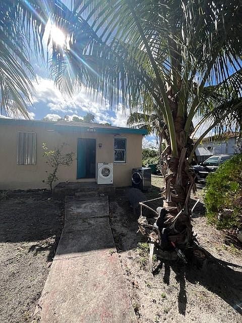 1st image of 2956 NW 49th Street