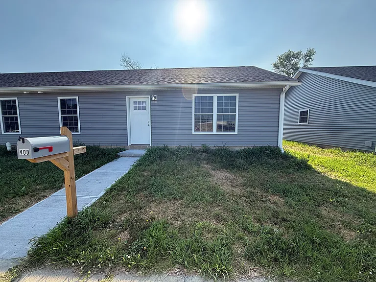 406 S Ireland St #408 — Photo 1