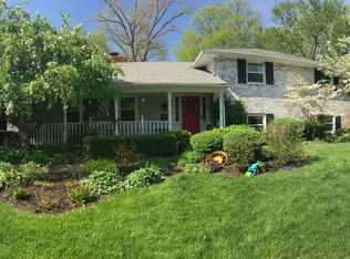 2220 Hadleigh Rd, Columbus, OH 43220