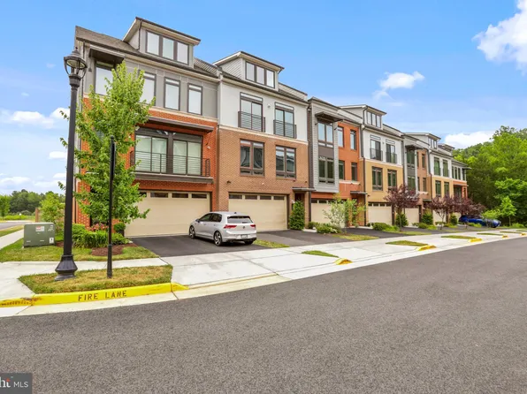 1802 Yellow Garnet Ter SE, Leesburg, VA 20175