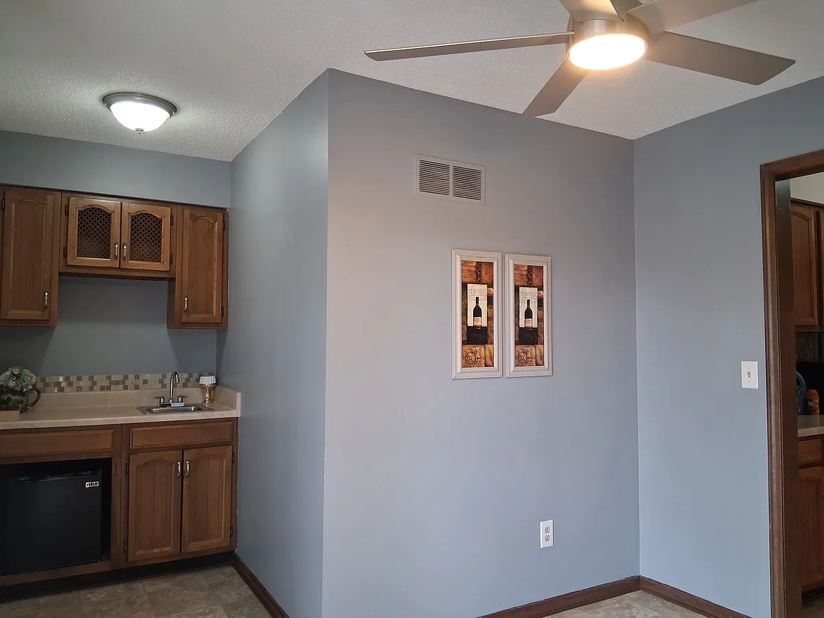 Building Photo - 8510 Pepper Ridge Dr #8510