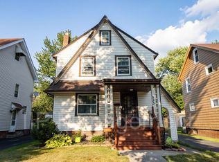953 Elbon Rd, Cleveland Heights, OH 44121