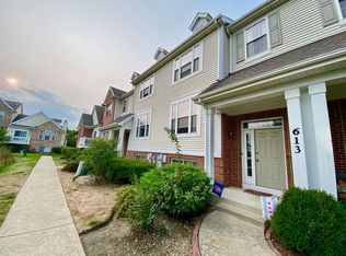 613 N Hidden Prairie Ct #613, Palatine, IL 60067