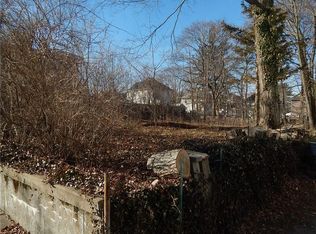 63 Dover St, Providence, RI 02908