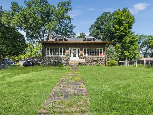 217 Old Bates Gates Road, New Hampton, NY 10958