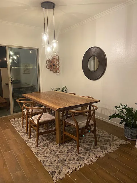 3 bed, 2.5 bath, 1454 sqft, $2,100 — Photo 3