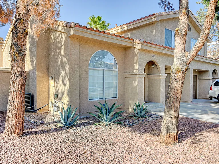 2808 Crystal Lantern Dr — Photo 7