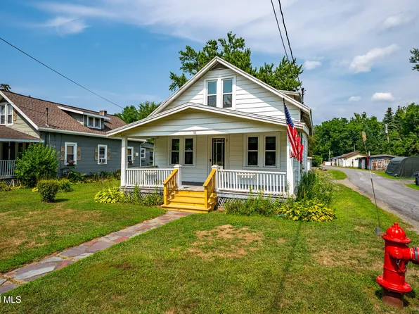 58 Main Street, Poestenkill, NY 12140