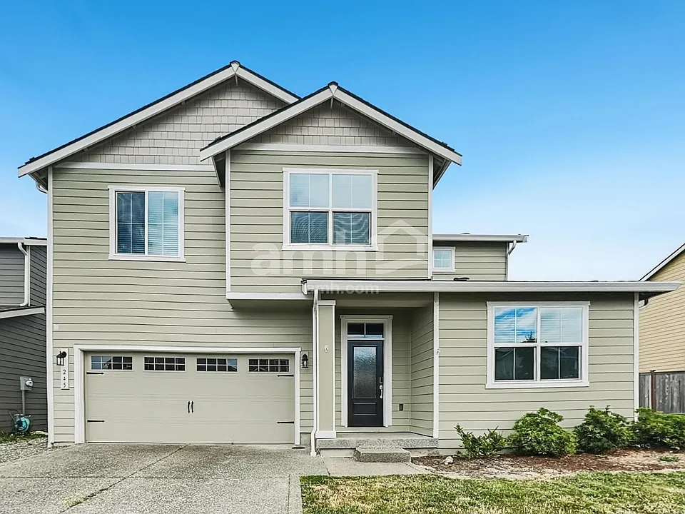 245 Iris Ln