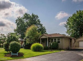 5304 Senator Ln, Louisville, KY 40219