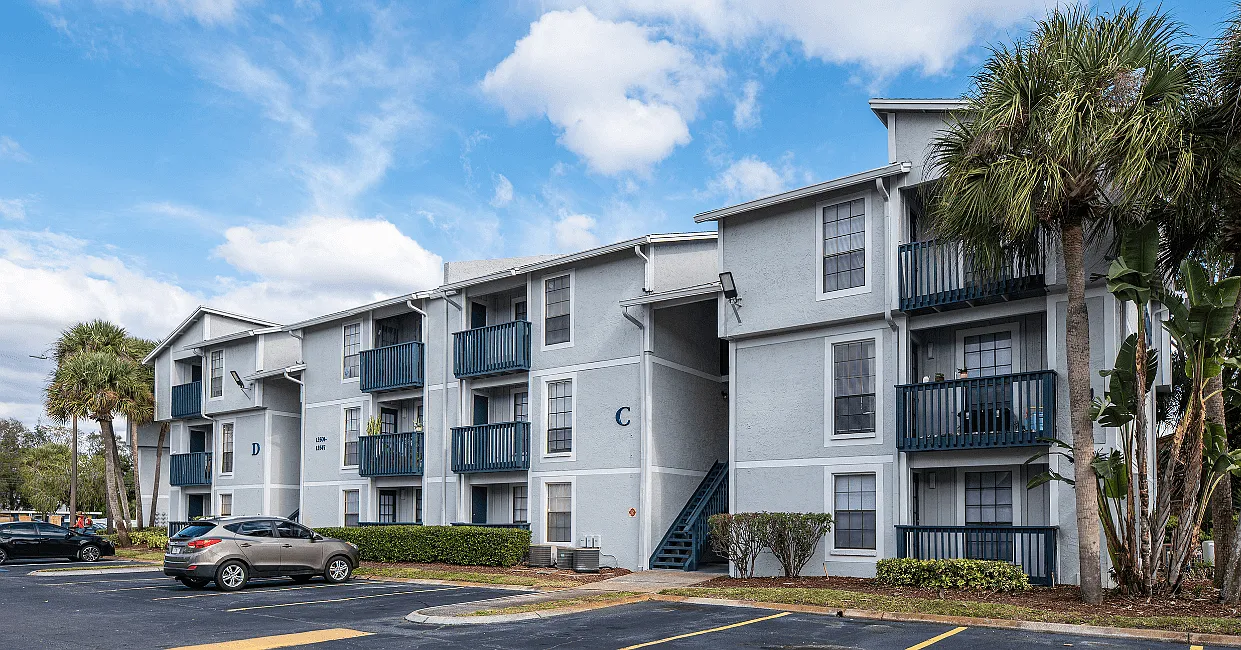 Sunscape Apartment Homes — Photo 3