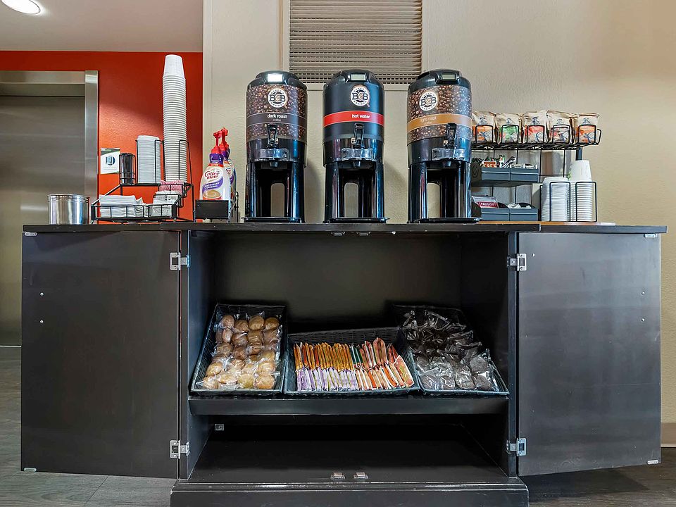 Free Grab-and-Go Breakfast