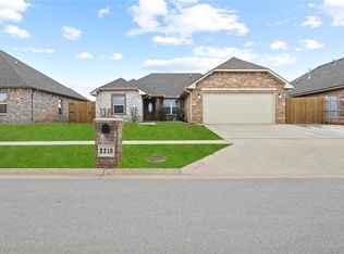 2210 Valley View Rd, Weatherford, OK 73096