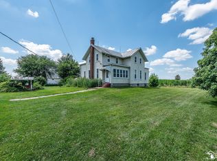 9269 Dixon Rd, Monroe, MI 48161