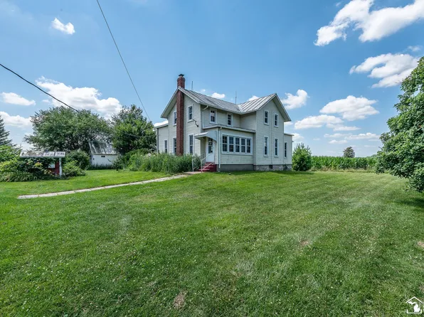 9269 Dixon Rd, Monroe, MI 48161