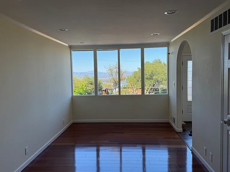 800 Buckland Ave — Photo 27
