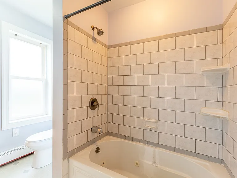 506 Washington St — Photo 19