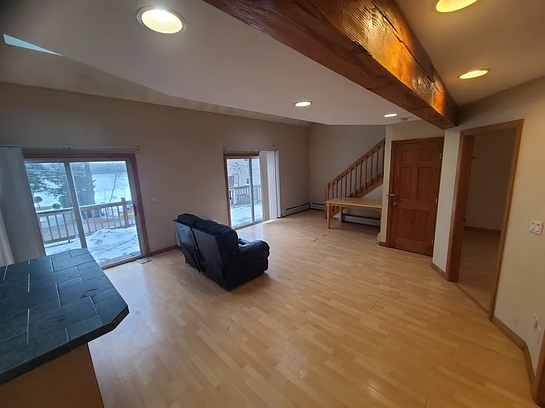 Tristan Dr — Photo 8