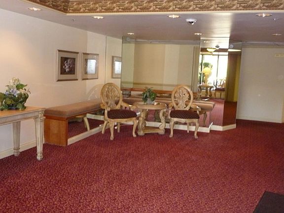 2nd image of 1 Bloomingdale Pl APT 302