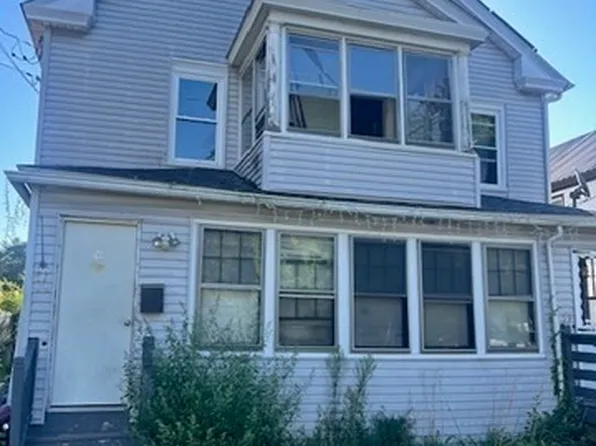 59-61 Conway St, Greenfield, MA 01301