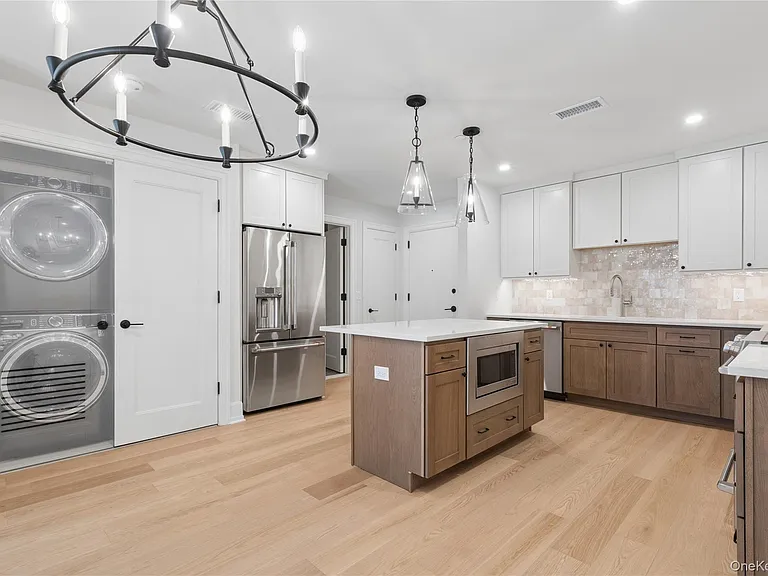 25 S Riverside Ave #207 — Photo 5