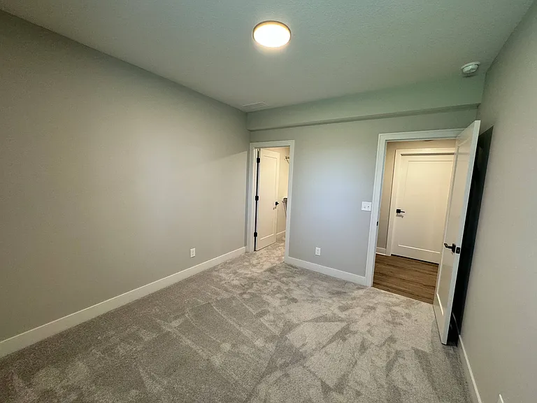 1441 SW Winthrop Ter — Photo 34