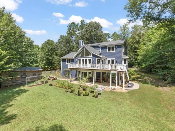 1642 Branch Rd, Scottsville, VA 24590