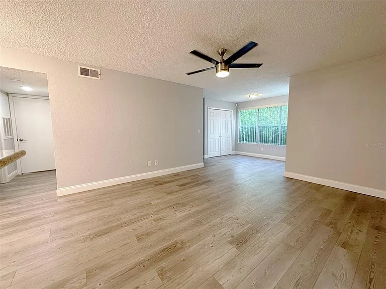 5124 Conroy Rd #12 — Photo 30