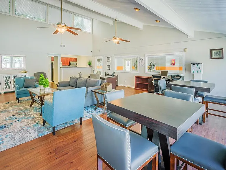 The Park Apartments — Photo 11