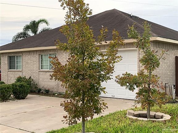 2nd image of 2901 Princeton Ave