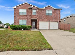 741 Pheasant Rd, Saginaw, TX 76131