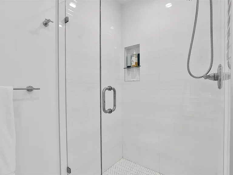 1035 Boca Cove Ln — Photo 47