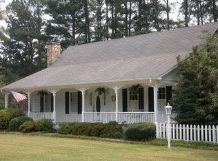 215 Tim Ln, Athens, GA 30601