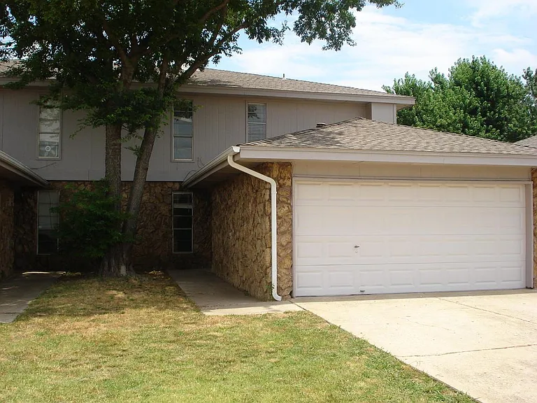 10508 Harvest Moon Ave — Photo 1