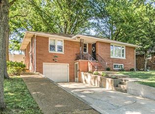 3878 Coronado Dr, Alton, IL 62002