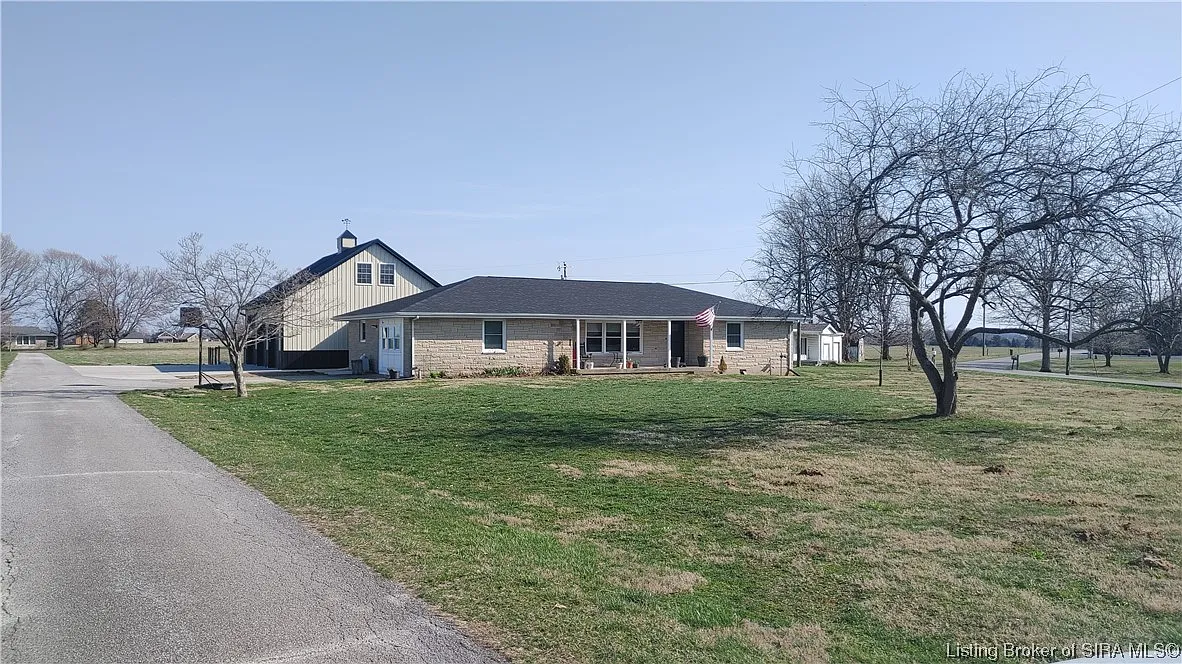 3130 E Stephan Lane photo 1